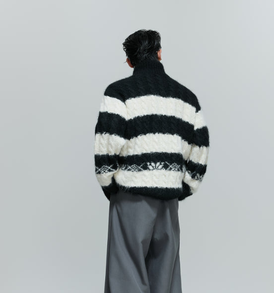 Black And White Contrast Color Thick Needle Woven Cardigan